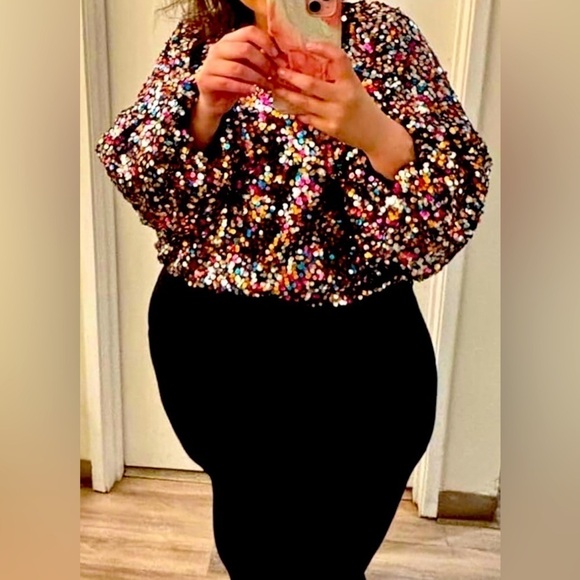 FULLY SEQUINED RAINBOW COLORED Cropped Blouse Sz XL Retro 70s Inspired Disco - Picture 2 of 10